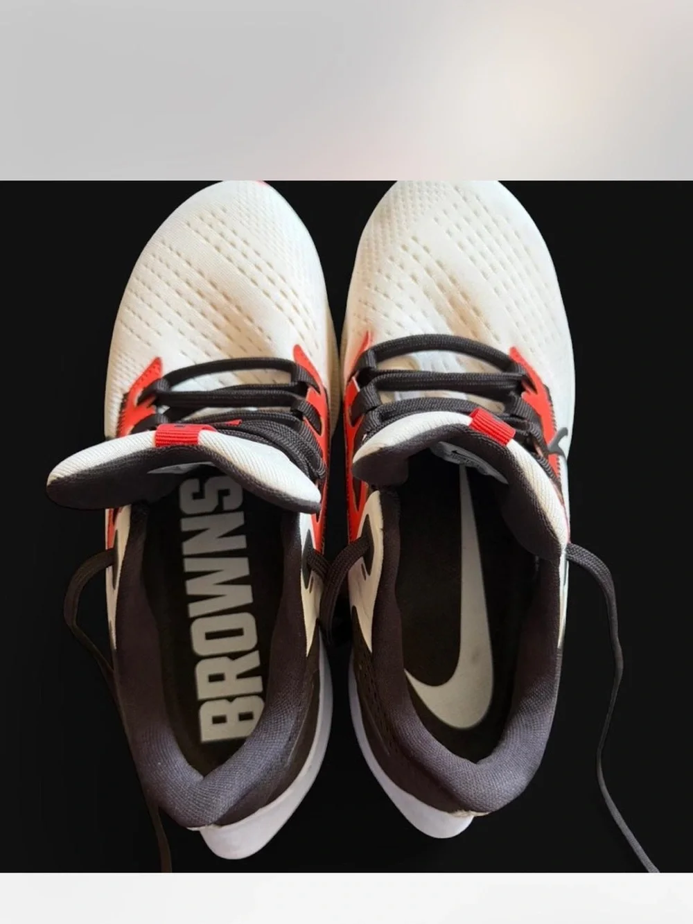 Brand New Cleveland Browns Nike Air Zoom Pegasus 38 size 5